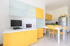 Отель Sunbeach Apartments  Линьяно Пинета